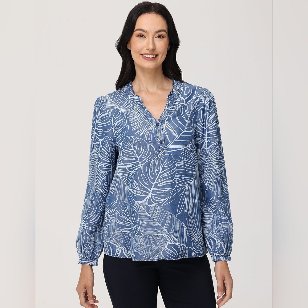 89 & Madison Blue Leaf Print Women's Top